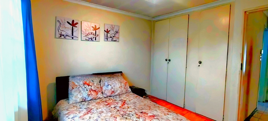  Bedroom Property for Sale in Lindhaven Gauteng