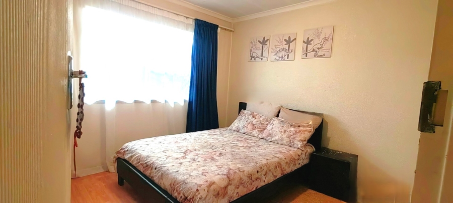  Bedroom Property for Sale in Lindhaven Gauteng
