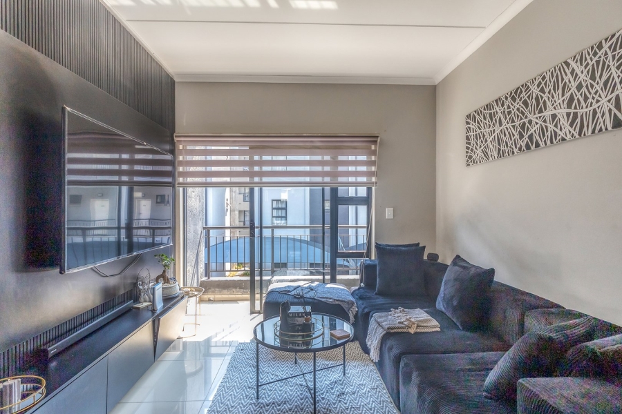 2 Bedroom Property for Sale in Grand Central Gauteng