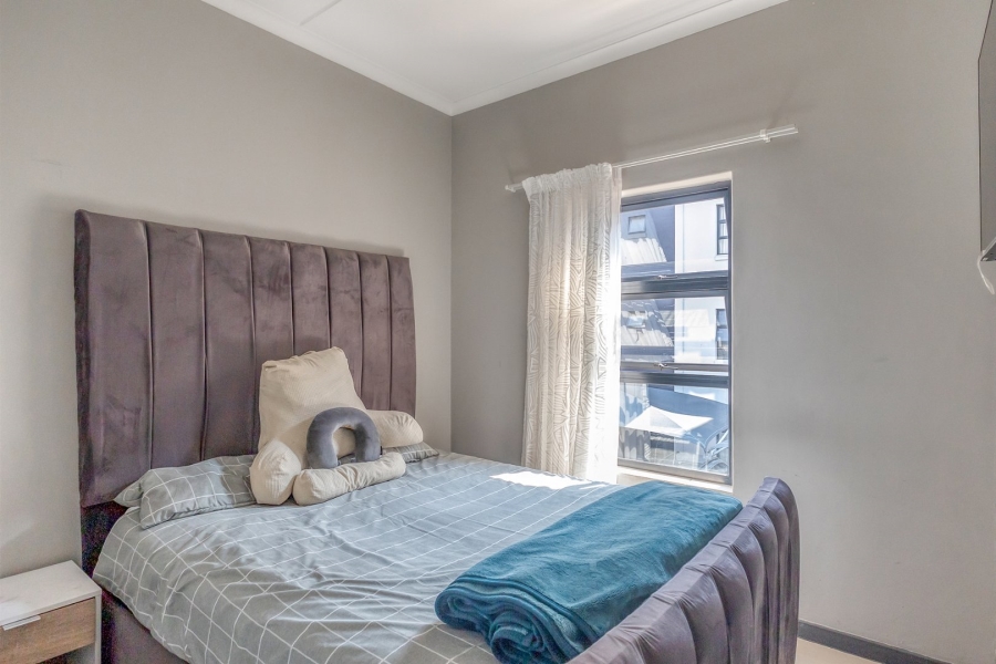 2 Bedroom Property for Sale in Grand Central Gauteng