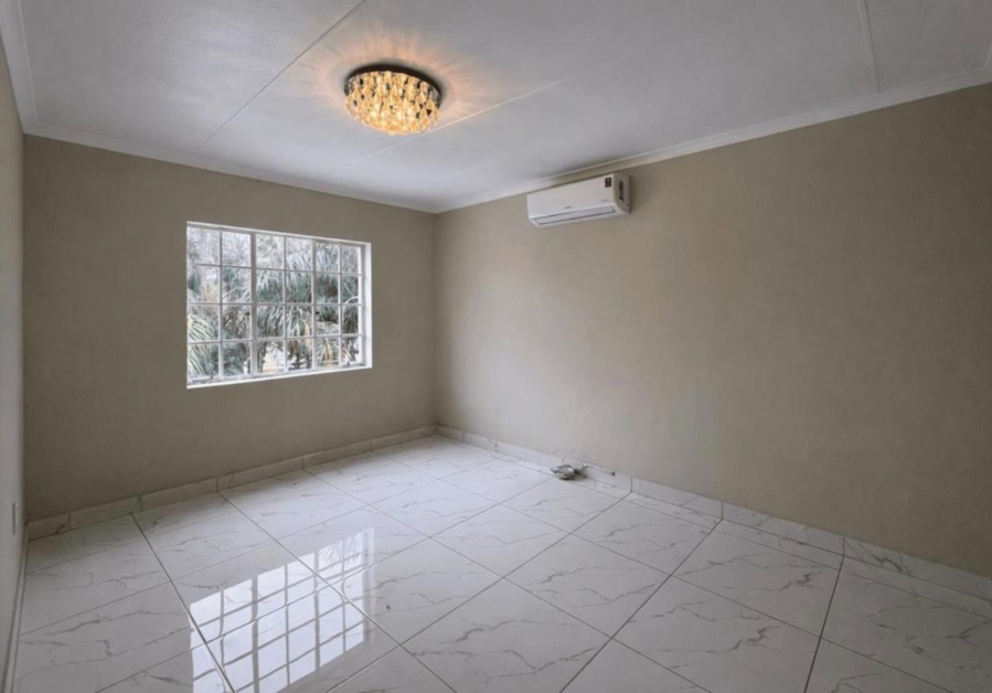 3 Bedroom Property for Sale in Equestria Gauteng