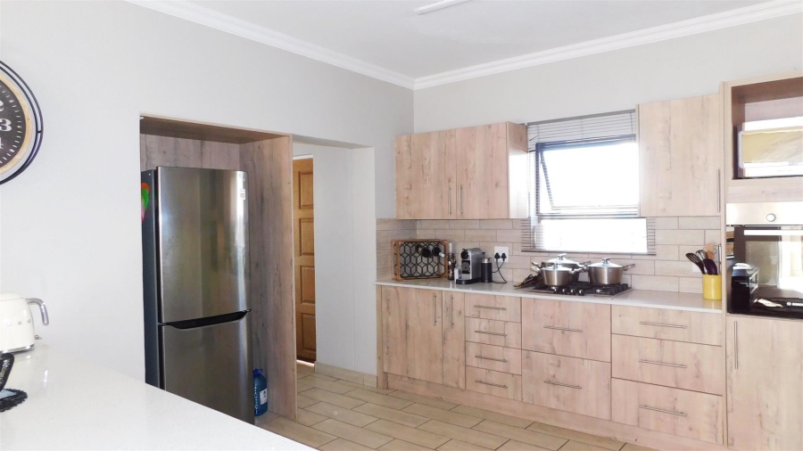 3 Bedroom Property for Sale in Zambezi Manor Lifestyle Estate Gauteng