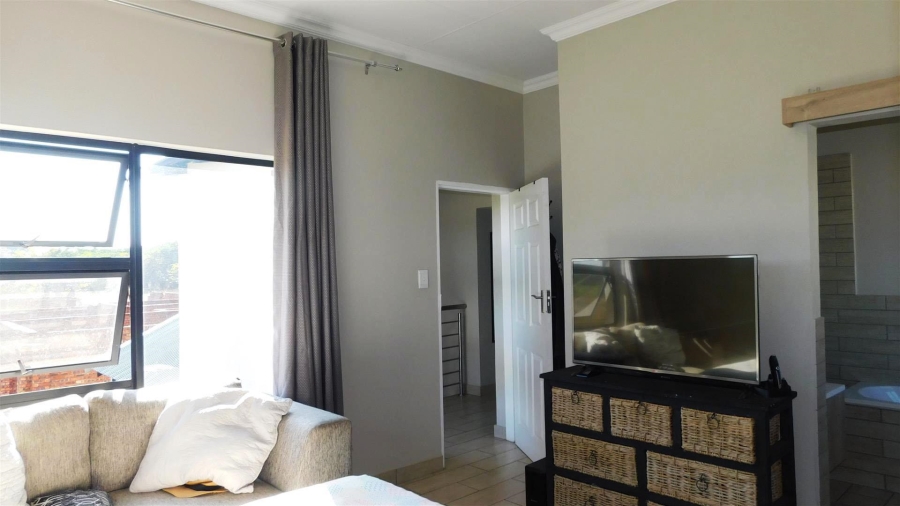 3 Bedroom Property for Sale in Zambezi Manor Lifestyle Estate Gauteng