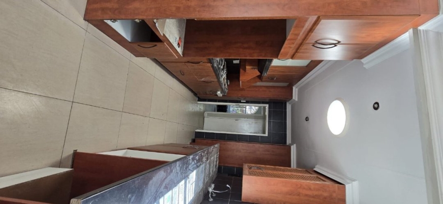 4 Bedroom Property for Sale in Garsfontein Gauteng