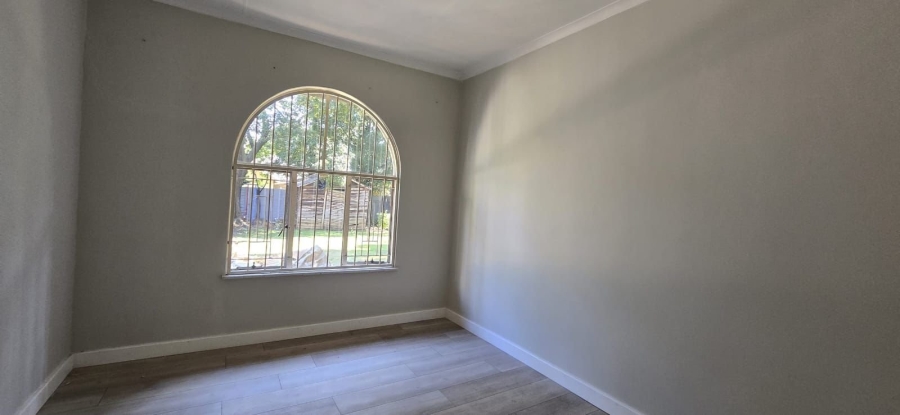 4 Bedroom Property for Sale in Garsfontein Gauteng