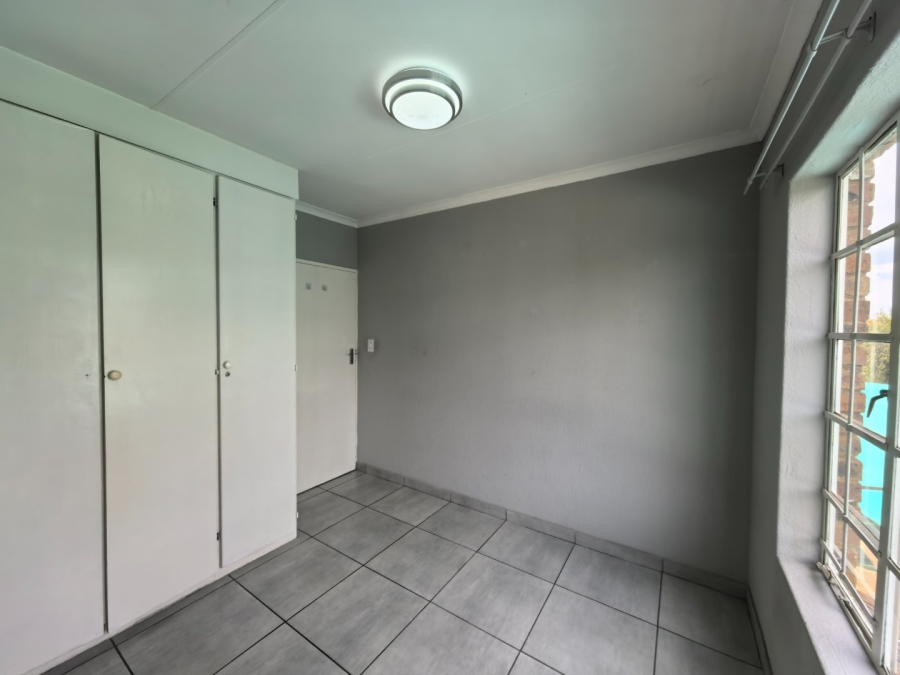 To Let 3 Bedroom Property for Rent in Atlasville Gauteng