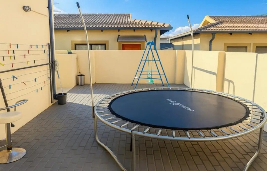 3 Bedroom Property for Sale in Magaliesberg Country Estate Gauteng