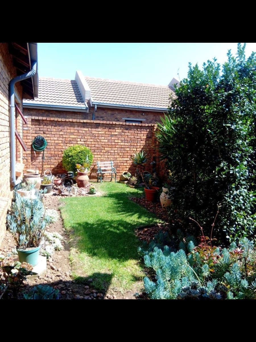 3 Bedroom Property for Sale in Bartlett Gauteng