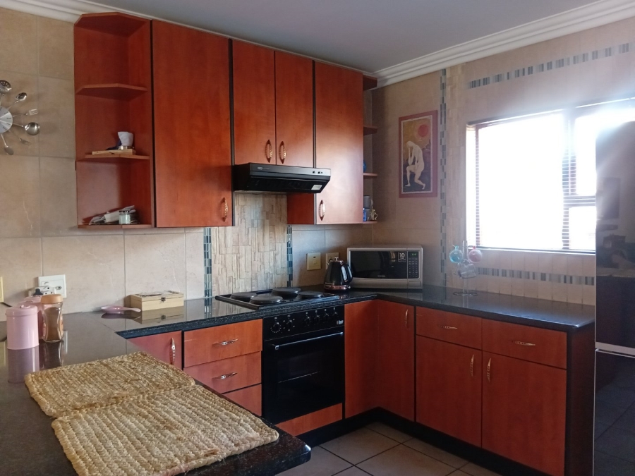 3 Bedroom Property for Sale in Bartlett Gauteng