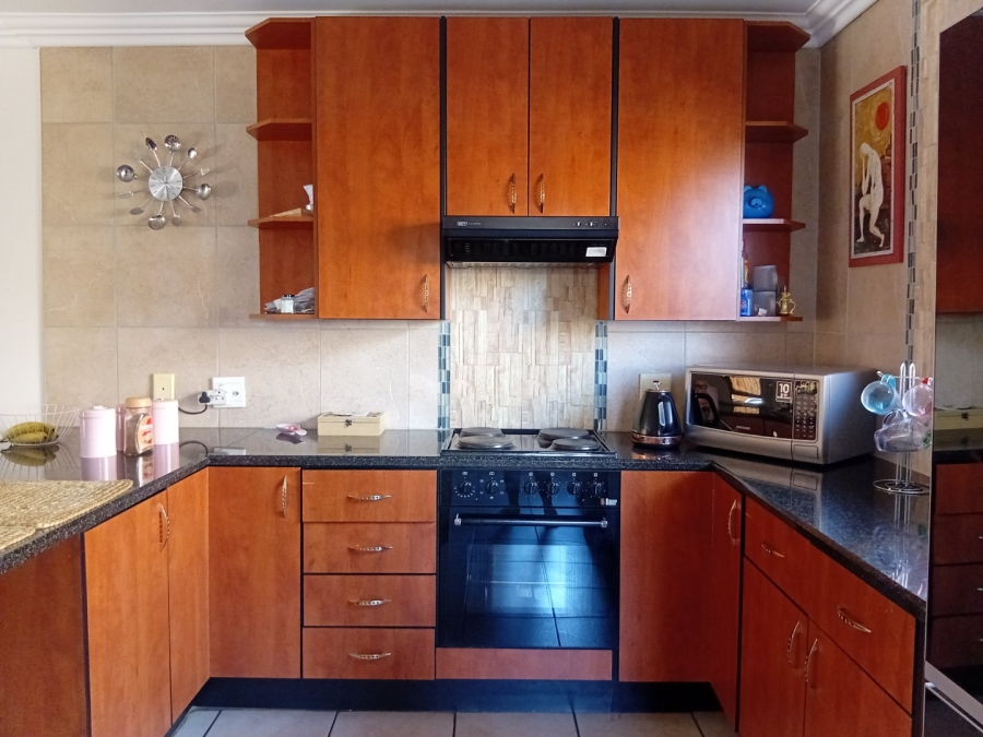 3 Bedroom Property for Sale in Bartlett Gauteng