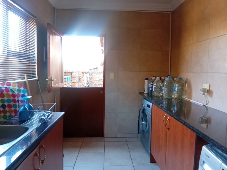 3 Bedroom Property for Sale in Bartlett Gauteng