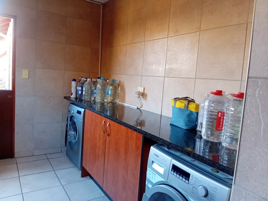 3 Bedroom Property for Sale in Bartlett Gauteng
