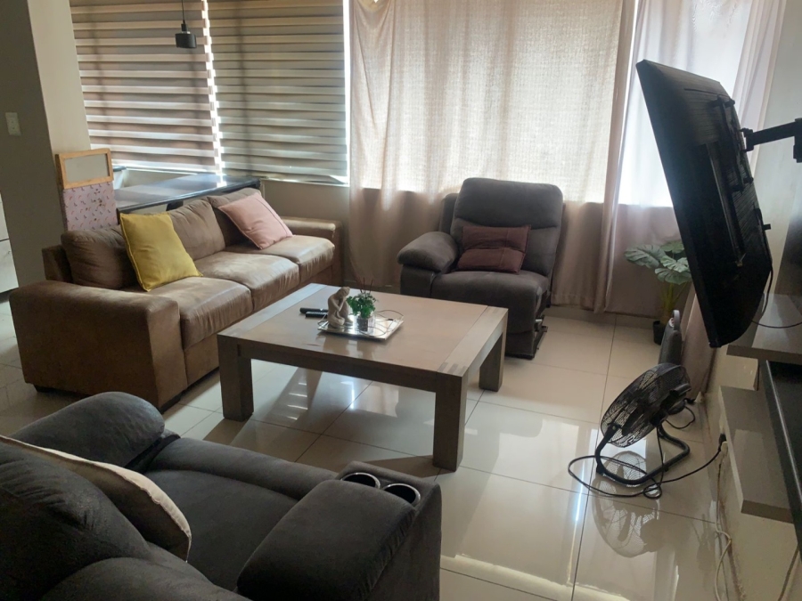 To Let 1 Bedroom Property for Rent in Pretoria Central Gauteng