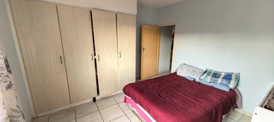 2 Bedroom Property for Sale in Vorna Valley Gauteng