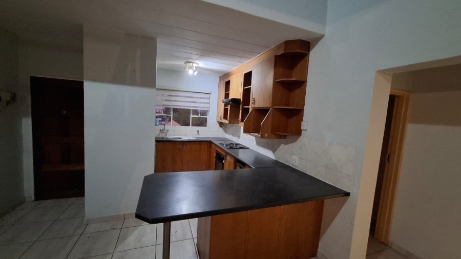 2 Bedroom Property for Sale in Vorna Valley Gauteng