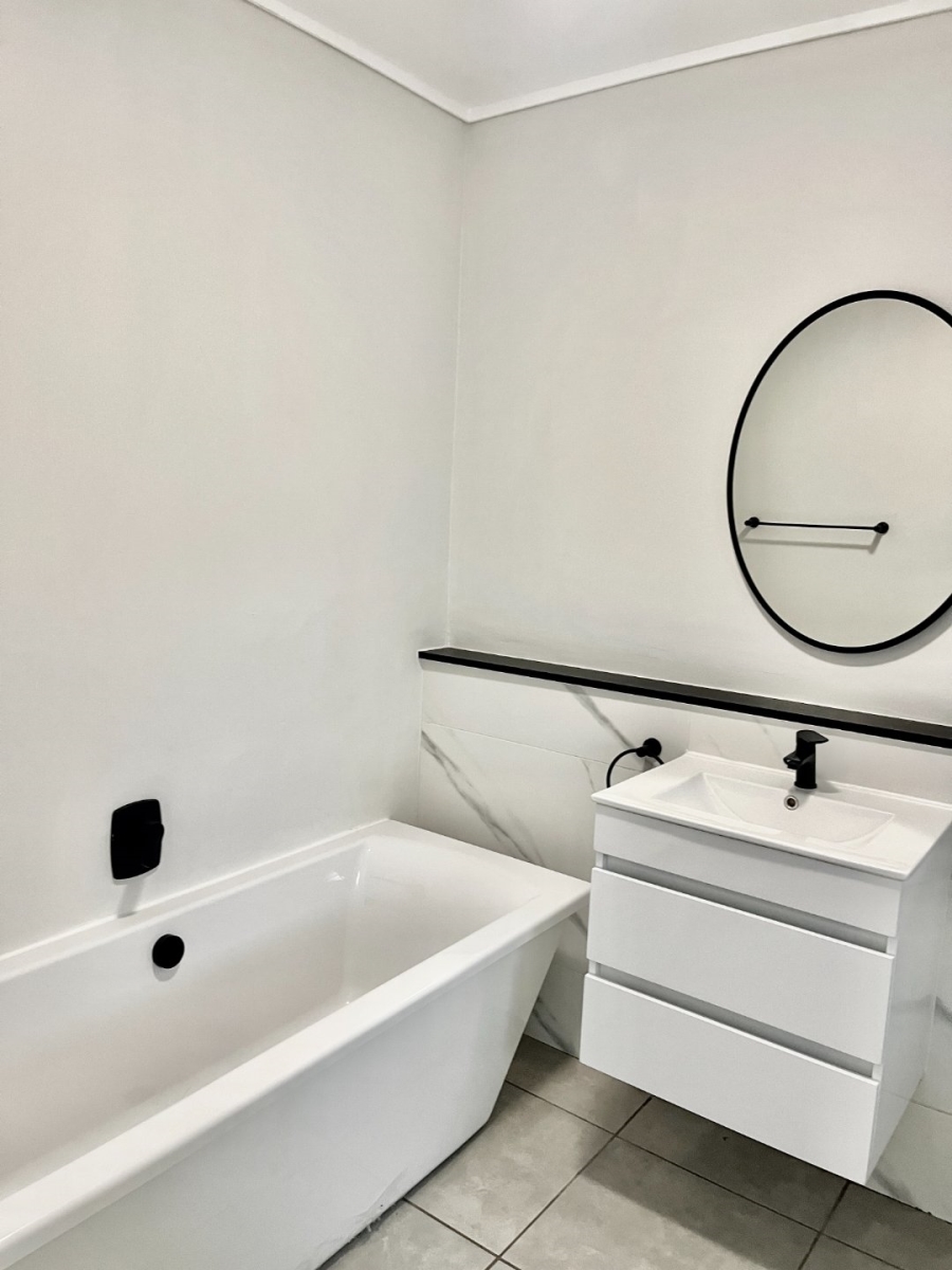 3 Bedroom Property for Sale in Waterfall Gauteng