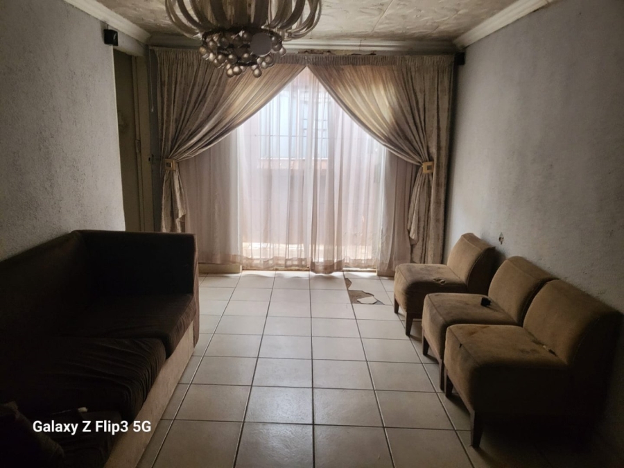 3 Bedroom Property for Sale in Mapleton A H Gauteng