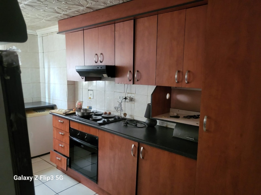 3 Bedroom Property for Sale in Mapleton A H Gauteng