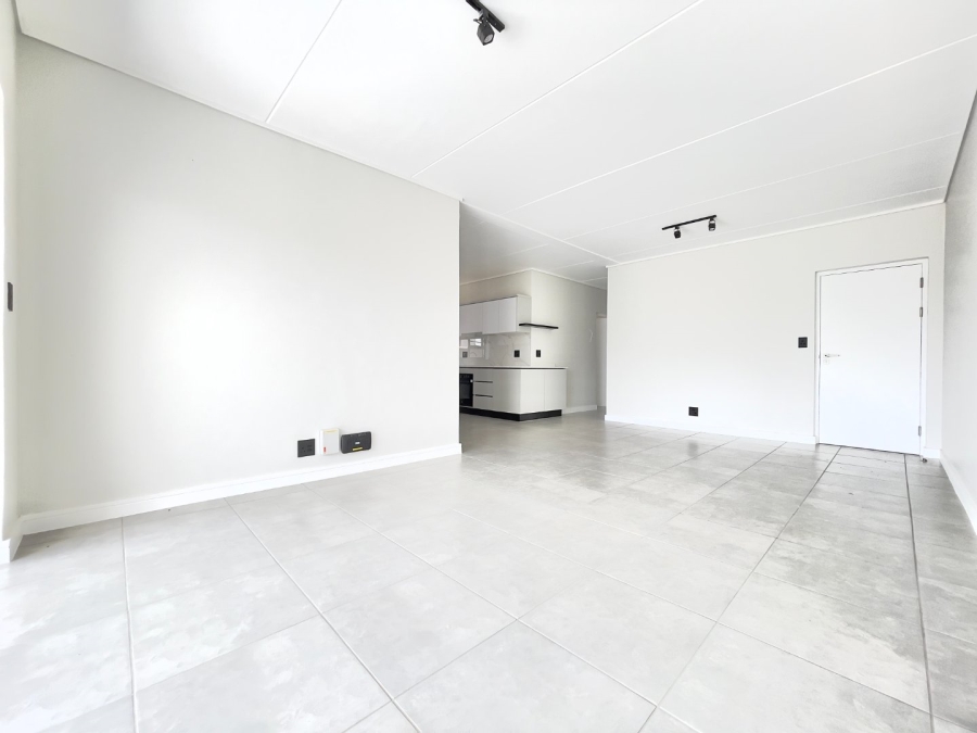 To Let 3 Bedroom Property for Rent in Waterfall Gauteng