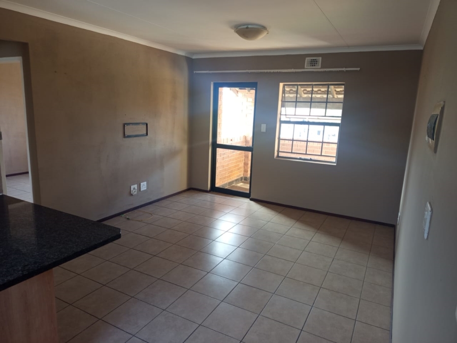To Let 2 Bedroom Property for Rent in Noordwyk Gauteng