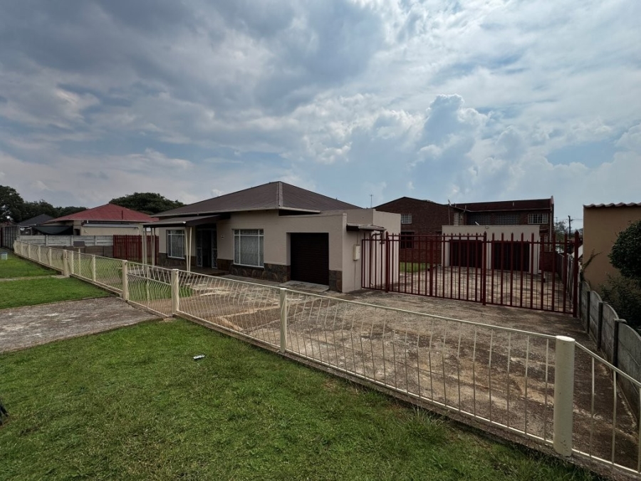 3 Bedroom Property for Sale in Brakpan Central Gauteng