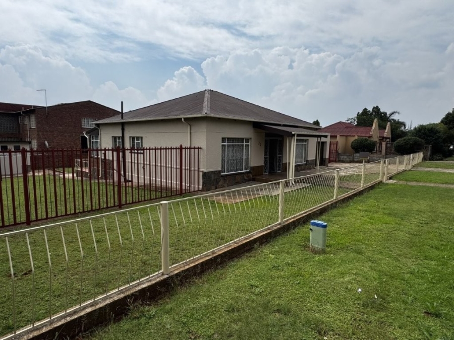 3 Bedroom Property for Sale in Brakpan Central Gauteng