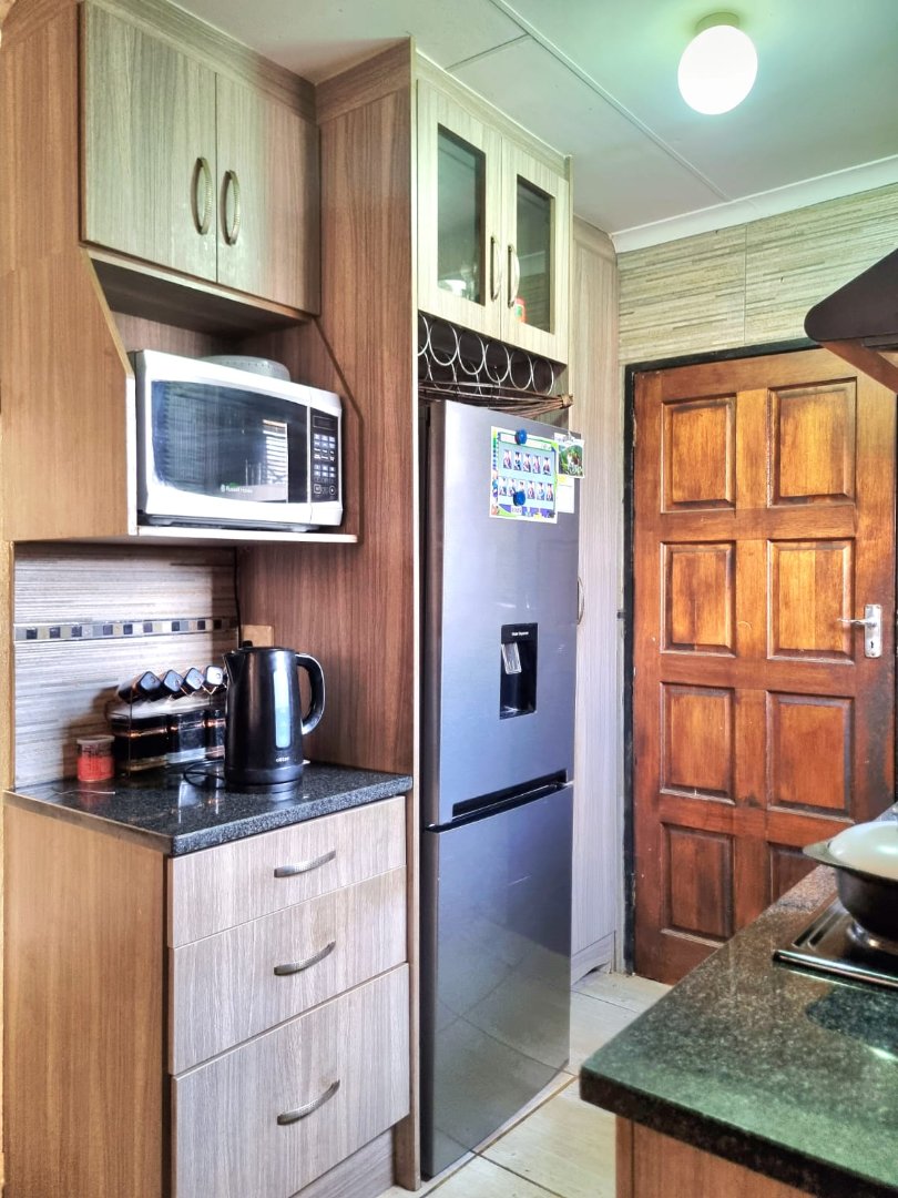 2 Bedroom Property for Sale in Windmill Park Gauteng