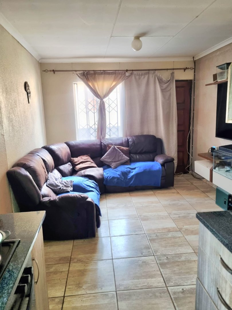 2 Bedroom Property for Sale in Windmill Park Gauteng