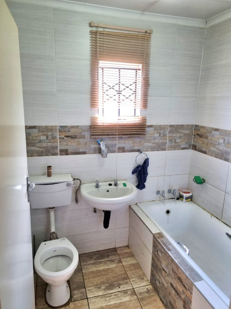 2 Bedroom Property for Sale in Windmill Park Gauteng