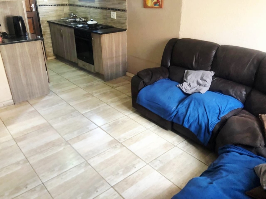 2 Bedroom Property for Sale in Windmill Park Gauteng