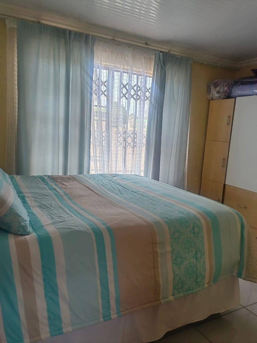 2 Bedroom Property for Sale in Bram Fischerville Gauteng