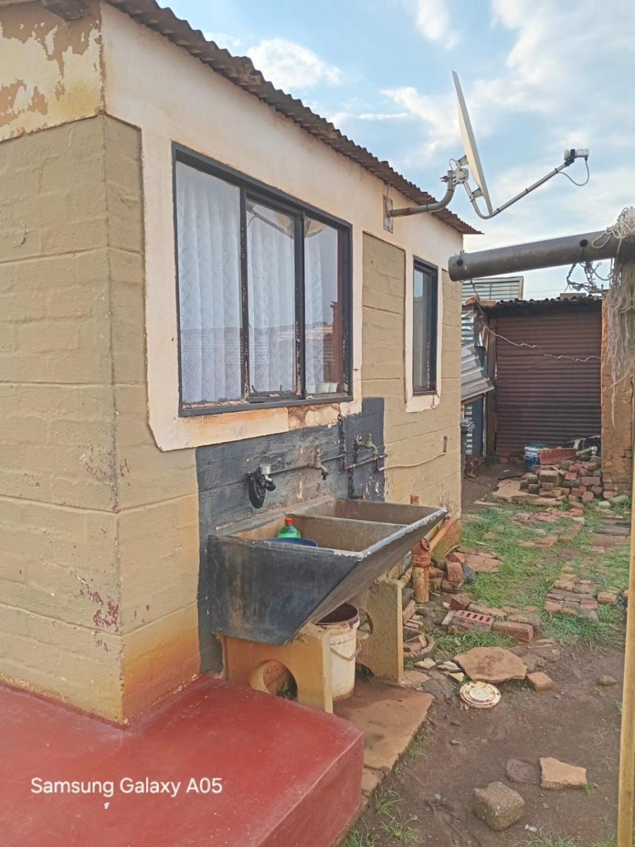 2 Bedroom Property for Sale in Bram Fischerville Gauteng