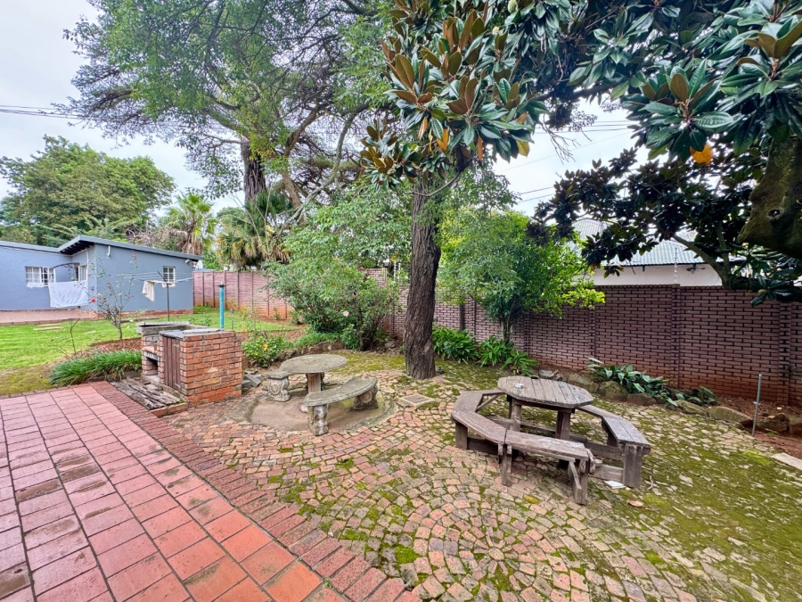 To Let 1 Bedroom Property for Rent in Brooklyn Gauteng