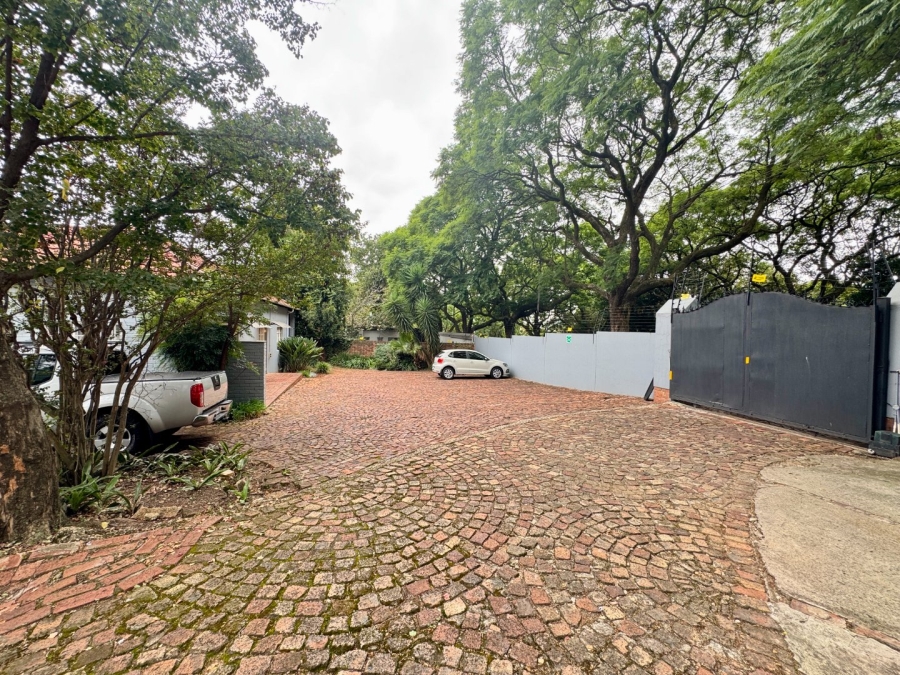 To Let 1 Bedroom Property for Rent in Brooklyn Gauteng