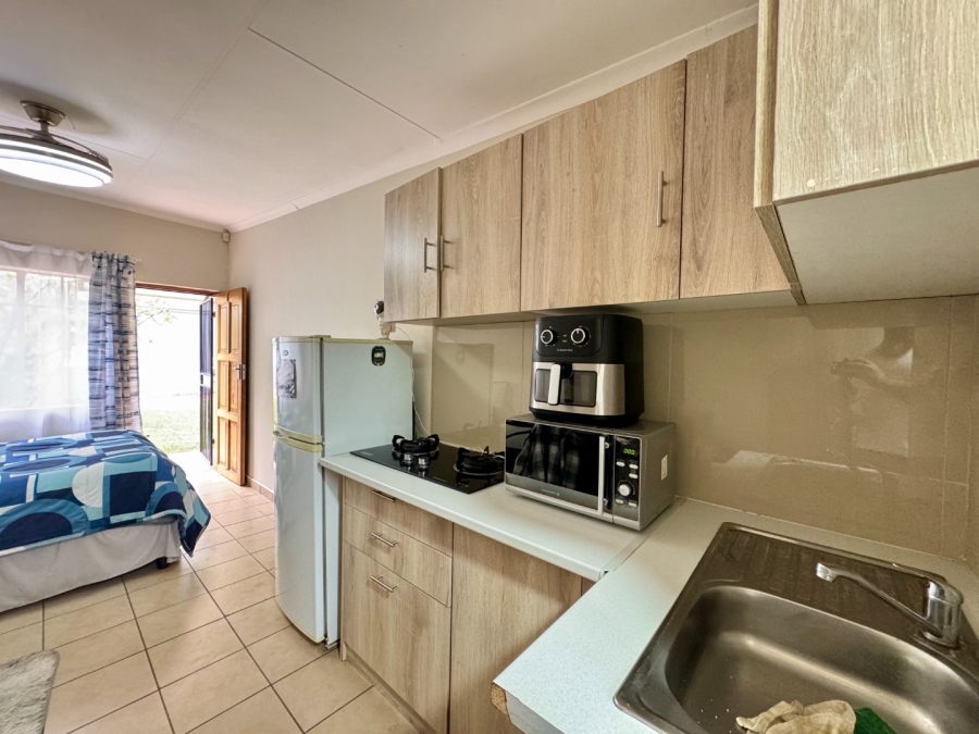 To Let 1 Bedroom Property for Rent in Brooklyn Gauteng