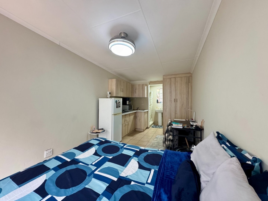 To Let 1 Bedroom Property for Rent in Brooklyn Gauteng