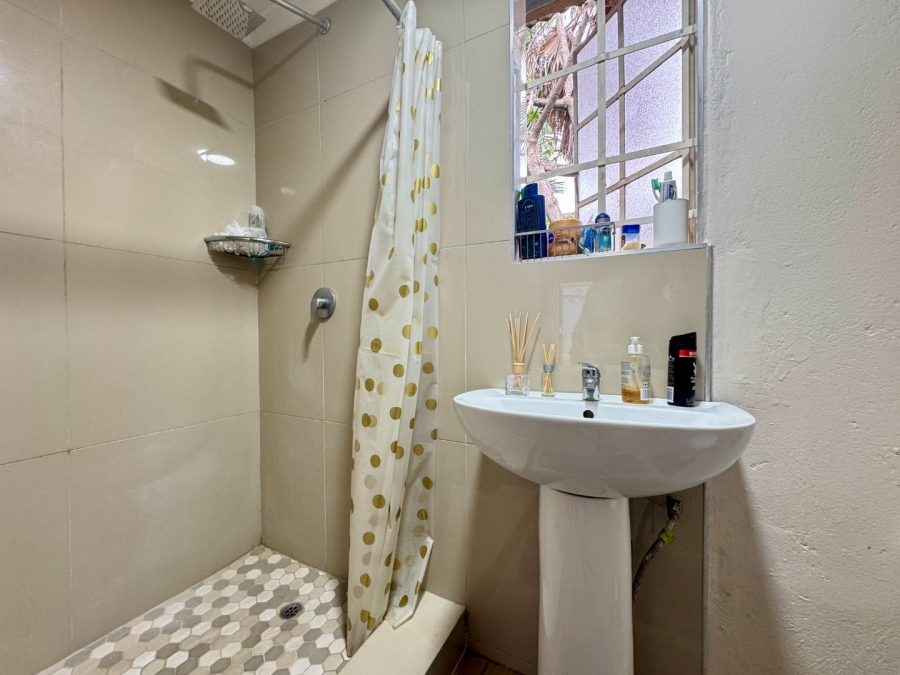 To Let 1 Bedroom Property for Rent in Brooklyn Gauteng