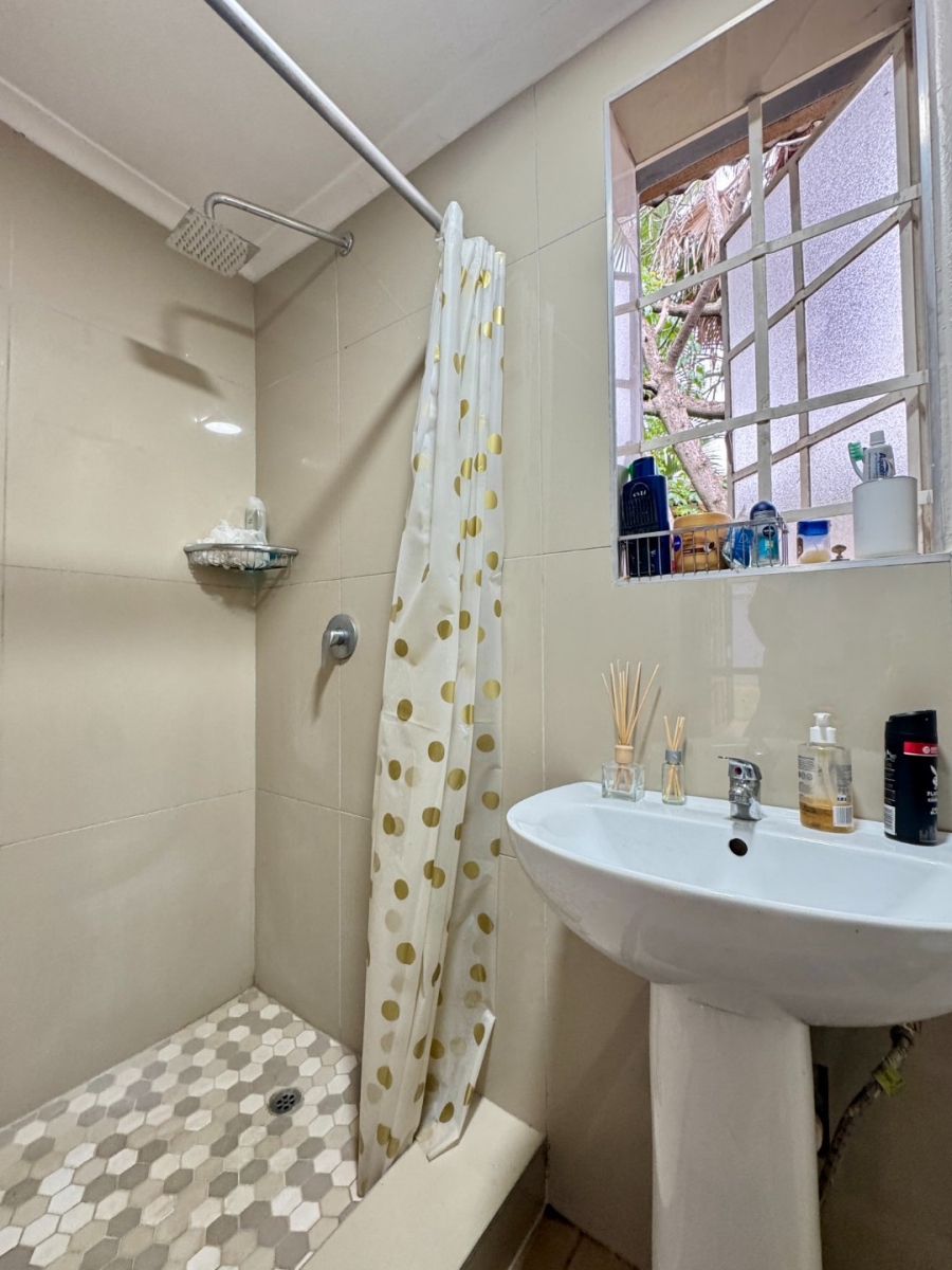 To Let 1 Bedroom Property for Rent in Brooklyn Gauteng