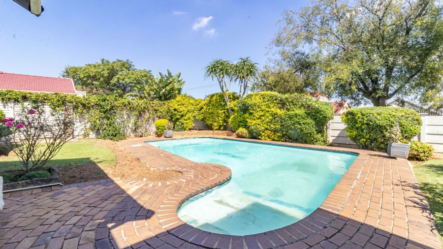 3 Bedroom Property for Sale in Ridgeway Gauteng