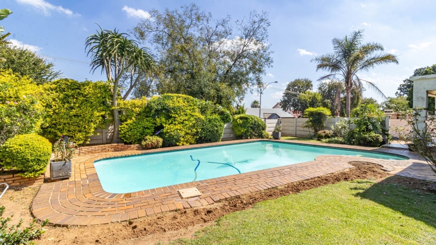 3 Bedroom Property for Sale in Ridgeway Gauteng