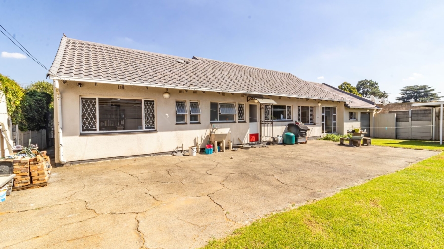 3 Bedroom Property for Sale in Ridgeway Gauteng