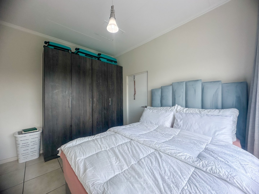 1 Bedroom Property for Sale in Oakdene Gauteng