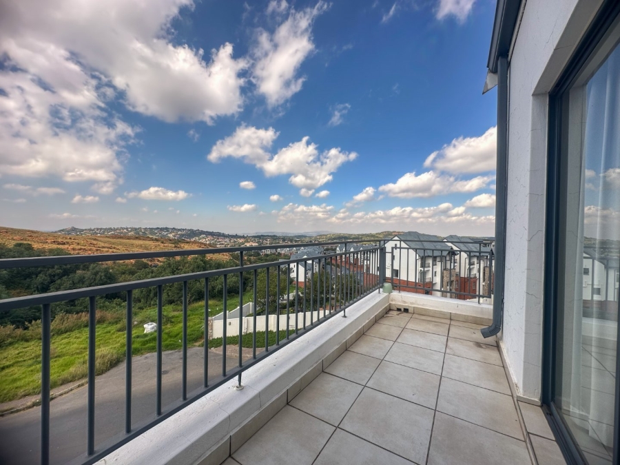 1 Bedroom Property for Sale in Oakdene Gauteng