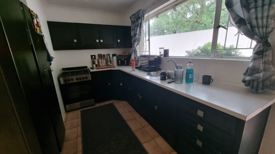 To Let 1 Bedroom Property for Rent in Bedfordview Gauteng