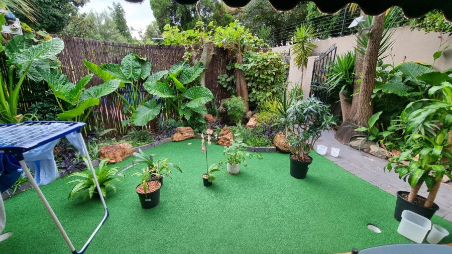 To Let 1 Bedroom Property for Rent in Bedfordview Gauteng