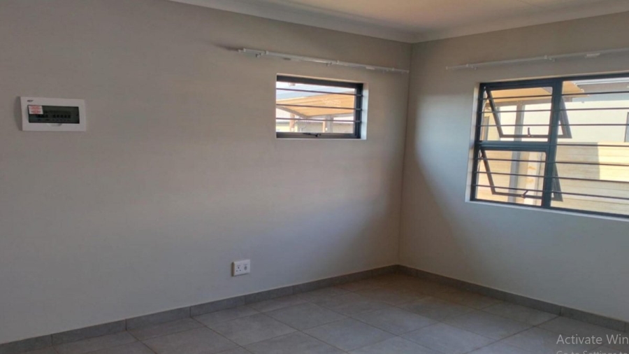 2 Bedroom Property for Sale in Protea Glen Gauteng