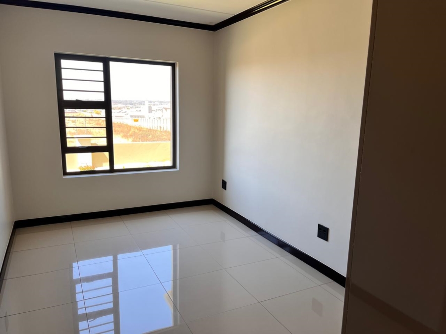 To Let 2 Bedroom Property for Rent in Blue Hills Gauteng