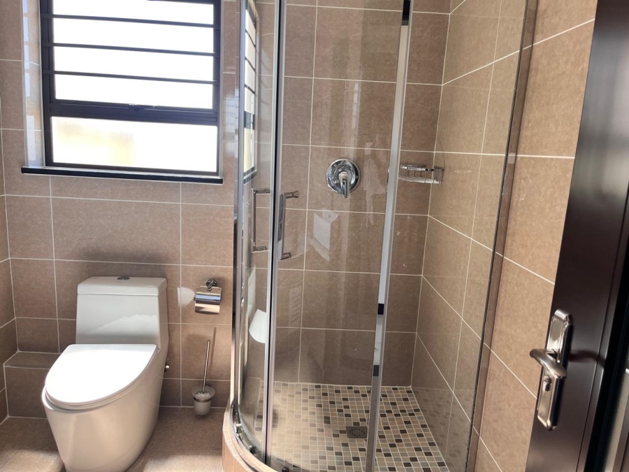 To Let 2 Bedroom Property for Rent in Blue Hills Gauteng