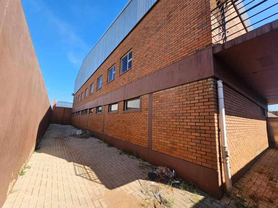 Commercial Property for Sale in Sunderland Ridge Gauteng