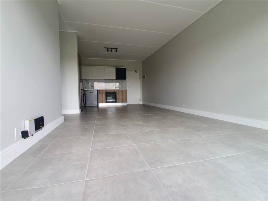 To Let 2 Bedroom Property for Rent in Waterfall Gauteng